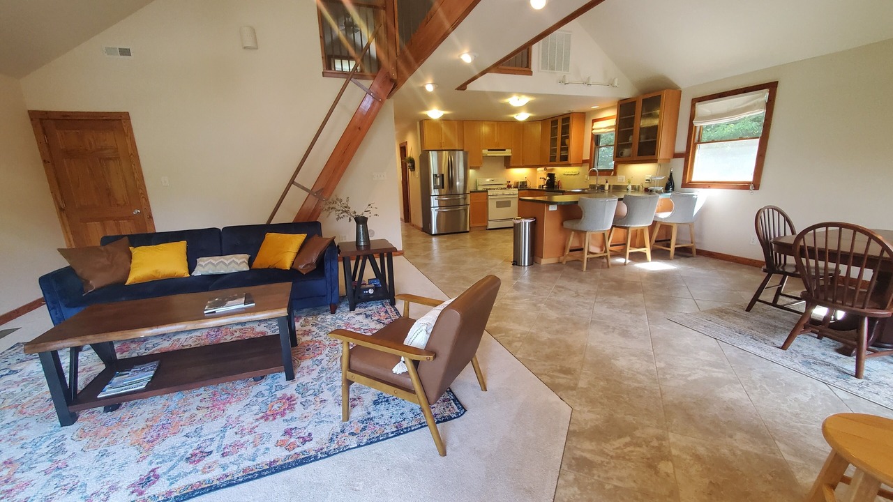 Photo of Livingroom in Pittsboro