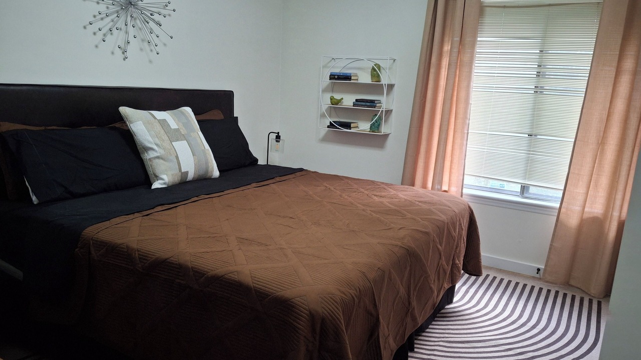 Photo of Bedroom in McAlpine