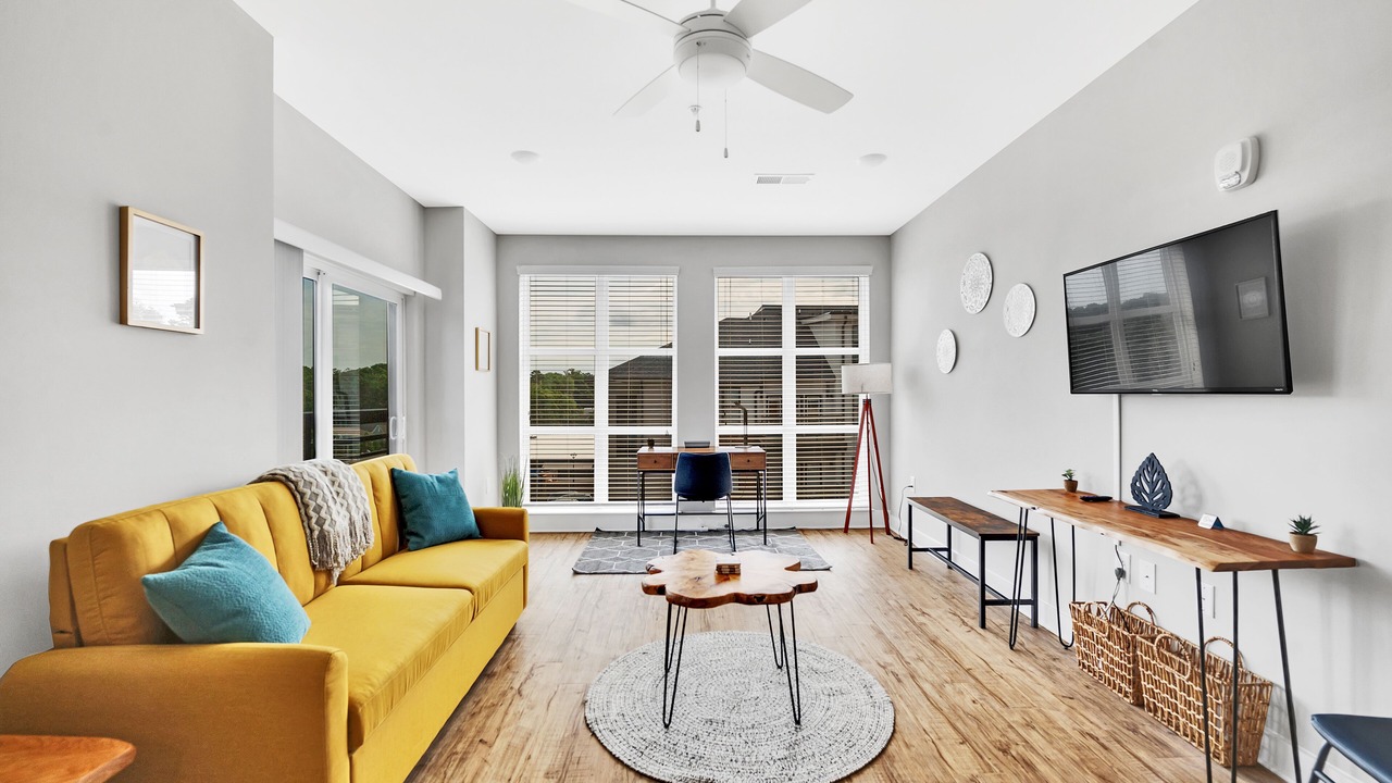 Photo of Livingroom in Commonwealth