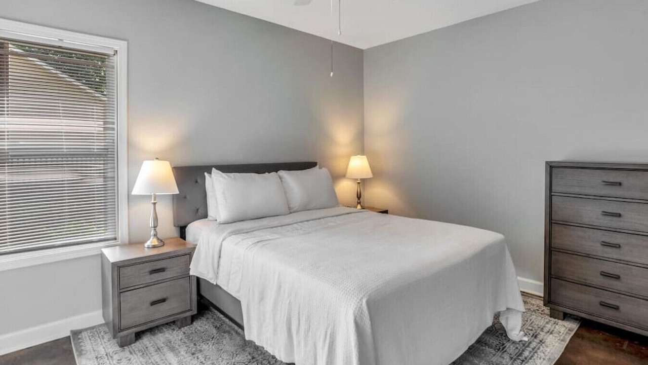 Photo of Bedroom in Royal Pines