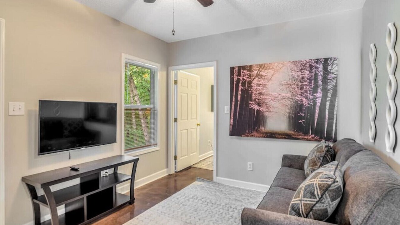 Photo of Livingroom in Royal Pines