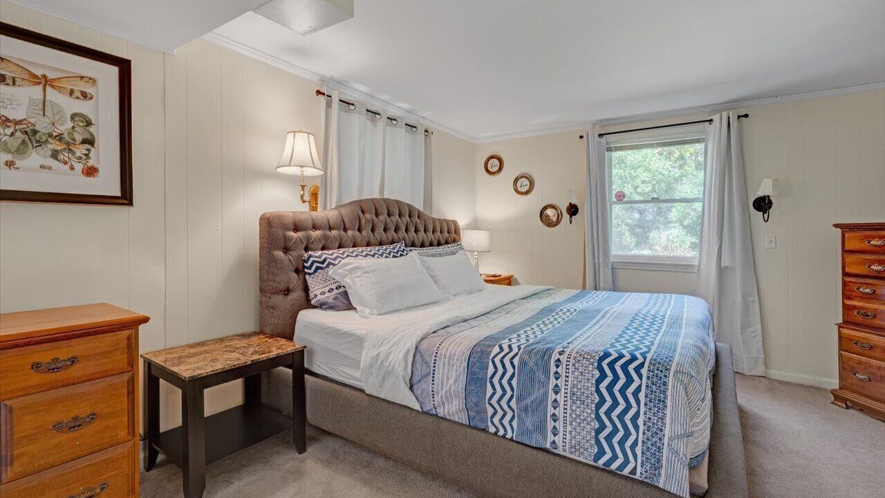Photo of Bedroom in Cross-County