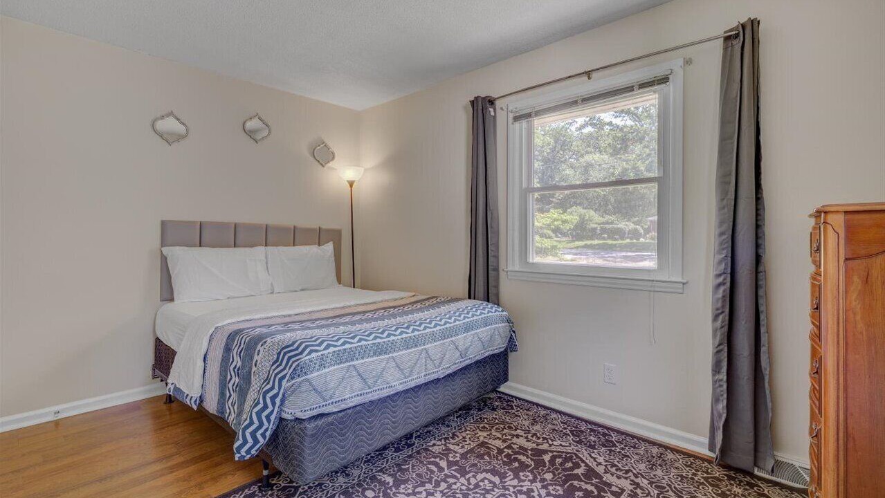 Photo of Bedroom in Cross-County