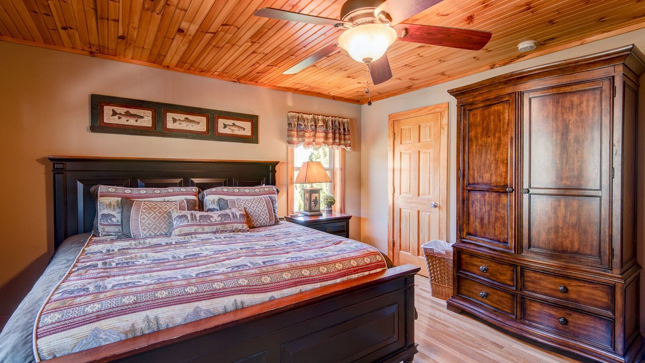 Photo of Bedroom in Todd