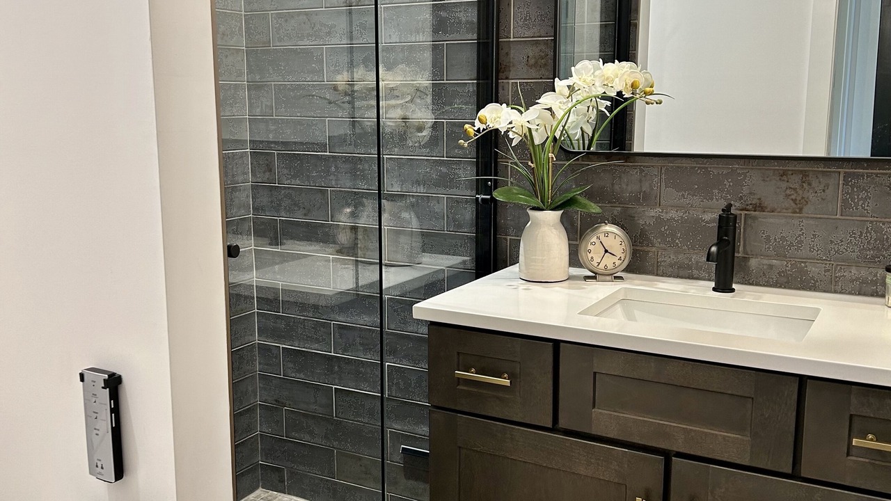 Photo of Bathroom in Saluda