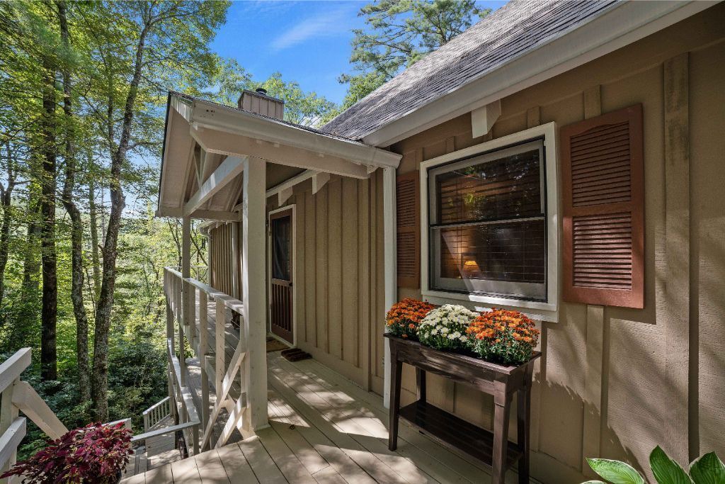 Photo of Outdoor in Highlands Hills