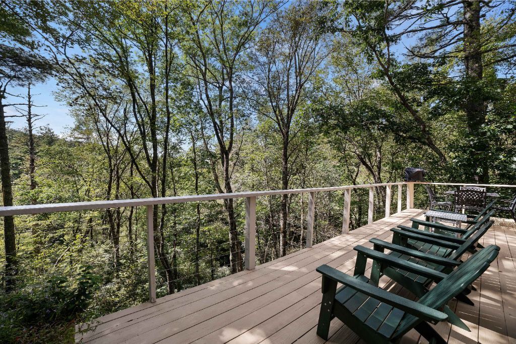 Photo of Outdoor in Highlands Hills