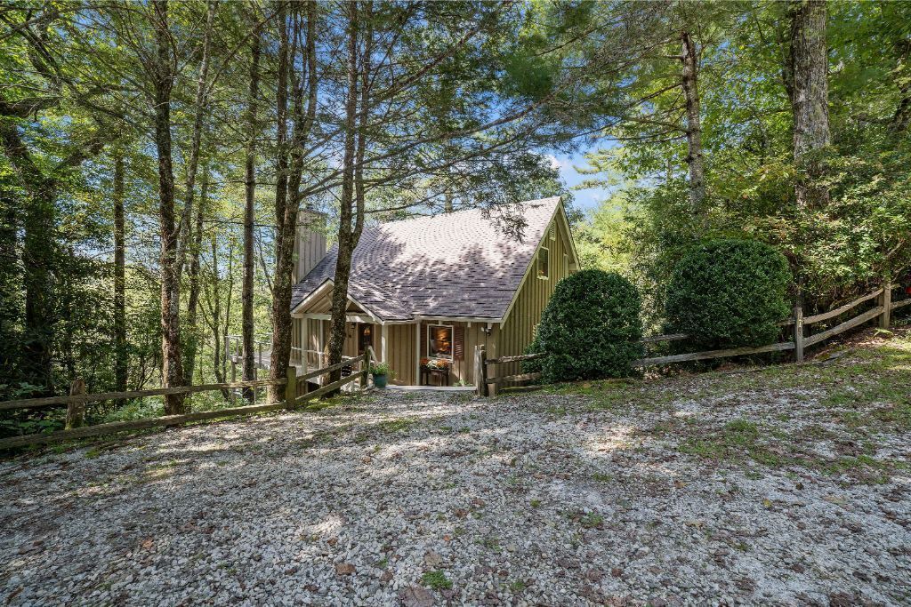 Photo of Outdoor in Highlands Hills