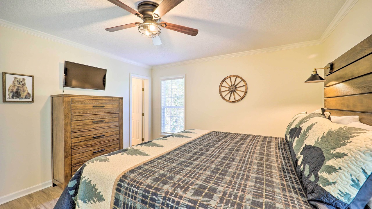 Photo of Bedroom in Newland