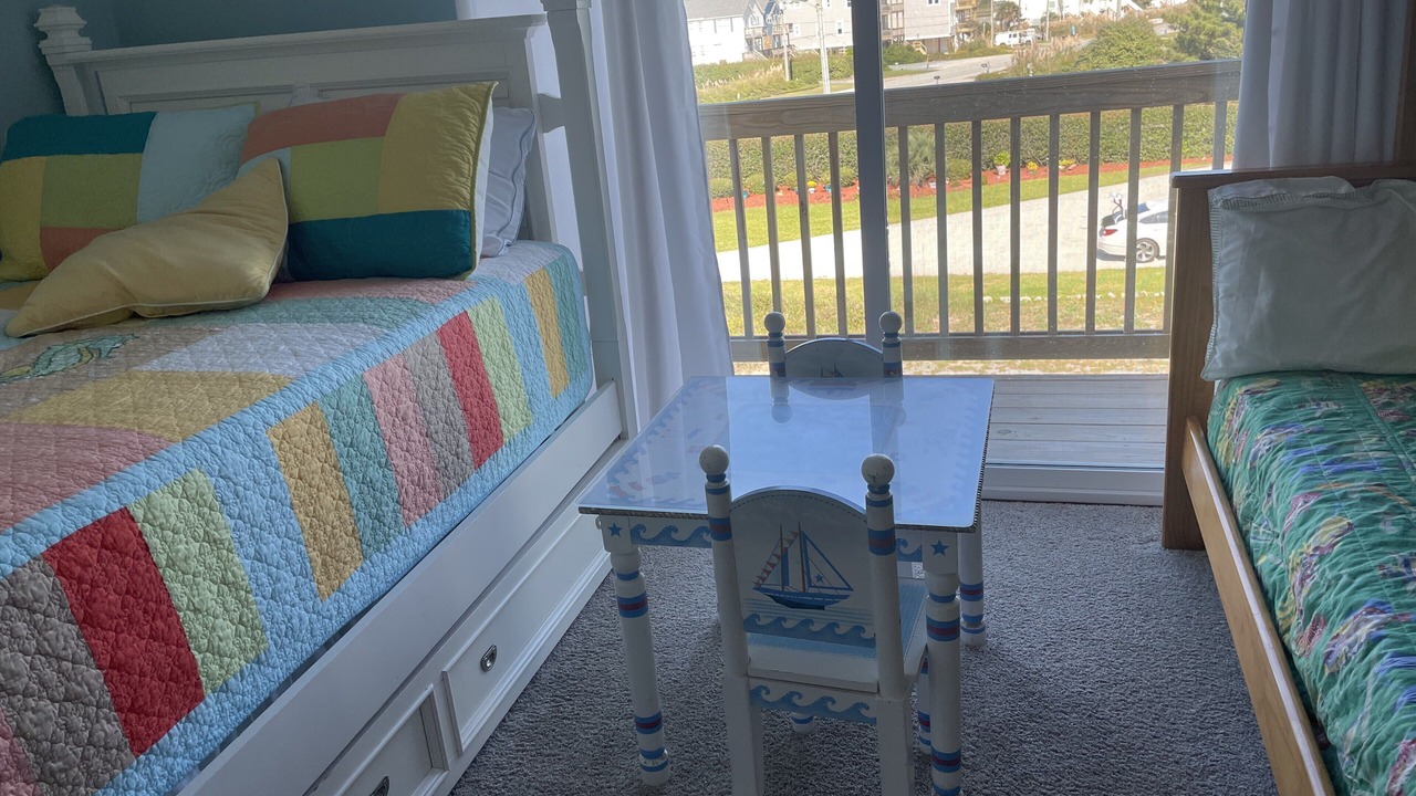 Photo of Bedroom in North Topsail Beach