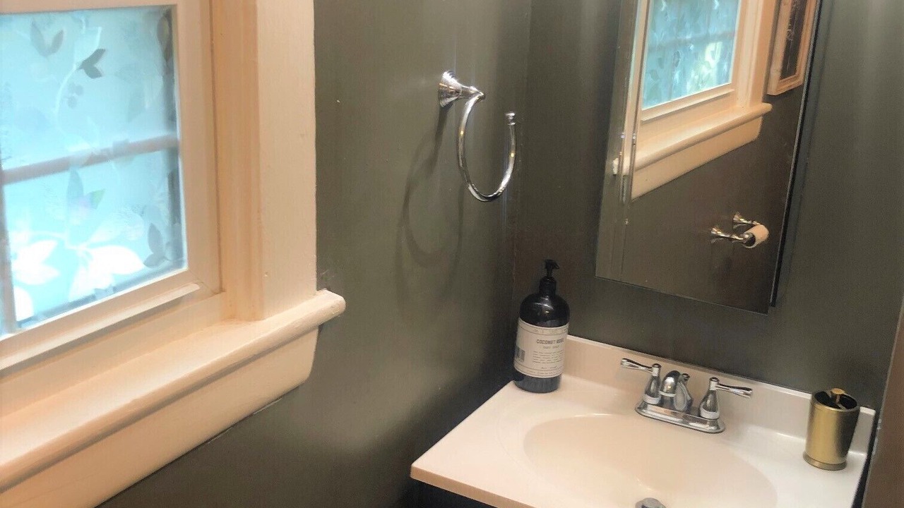 Photo of Bathroom in Oakley