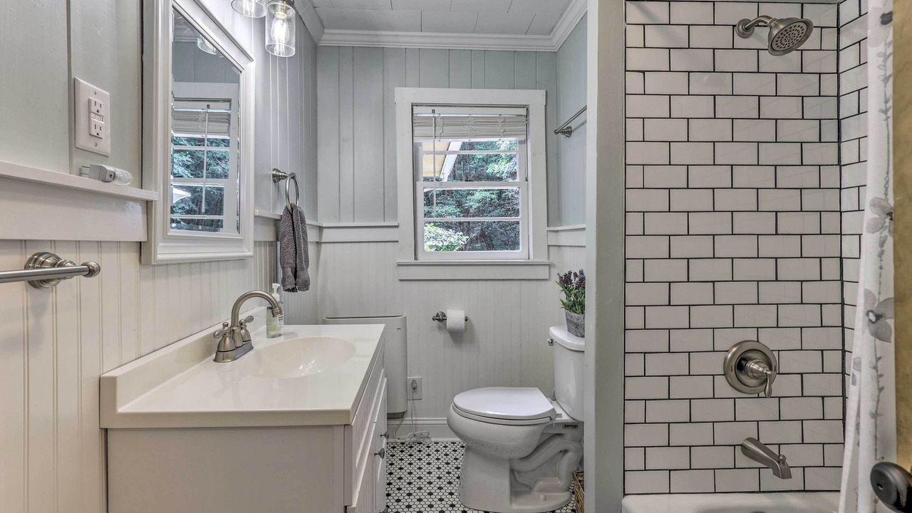 Photo of Bathroom in Roaring Gap