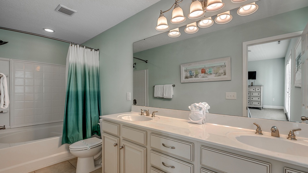 Photo of Bathroom in Surfside Beach