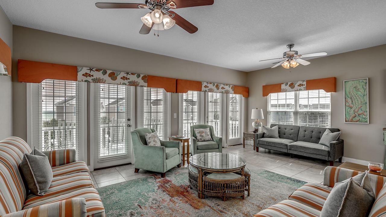 Photo of Livingroom in Surfside Beach