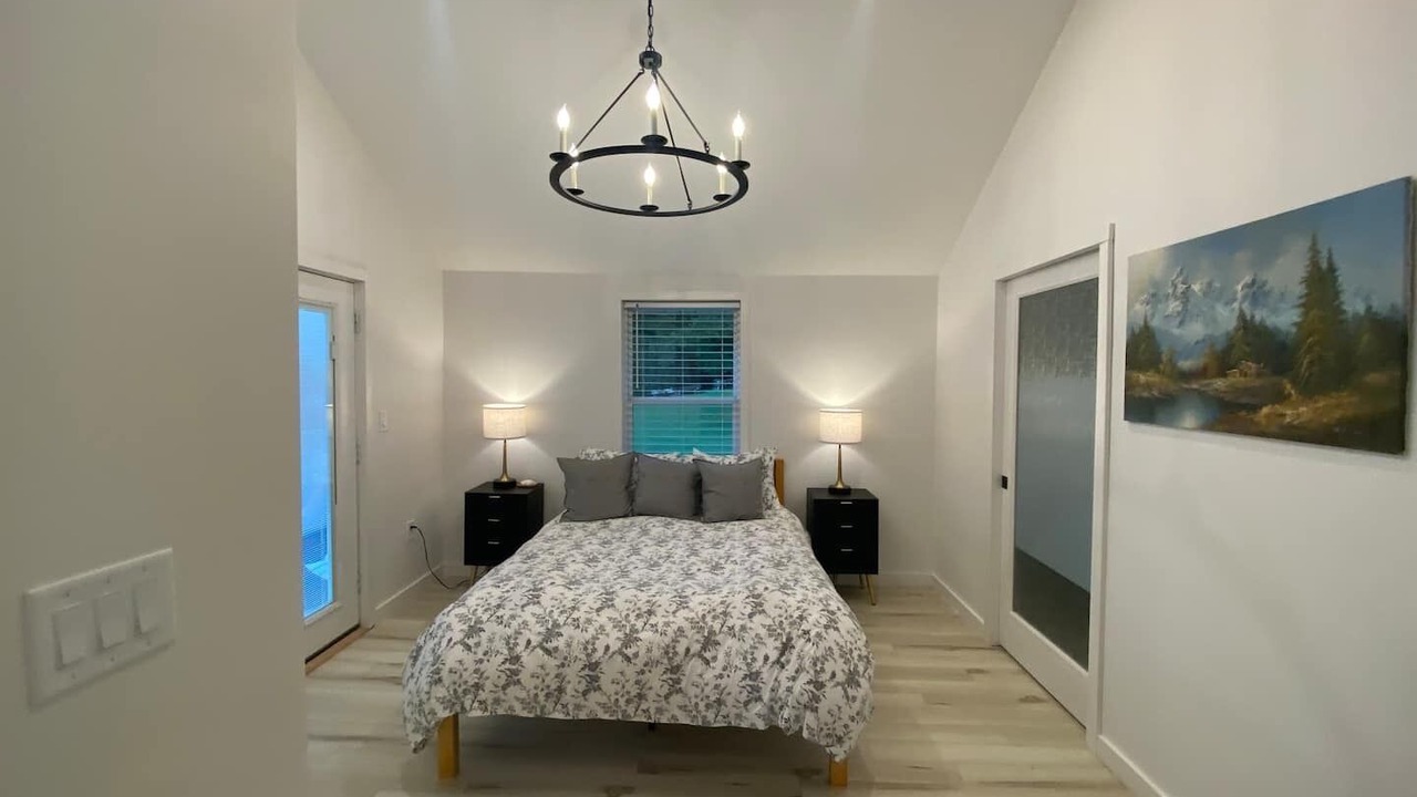 Photo of Bedroom in Newland
