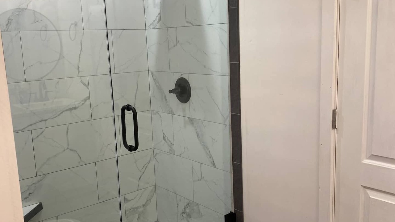 Photo of Bathroom in Newland