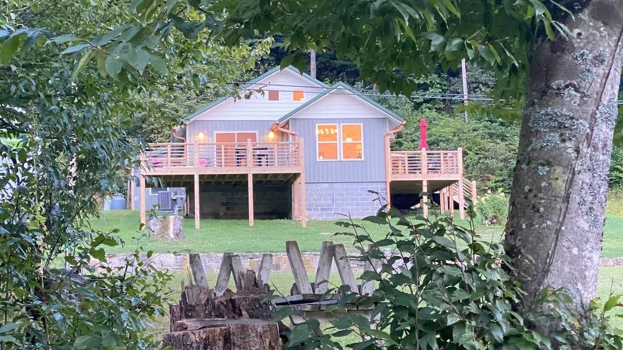 Photo of Outdoor in Newland