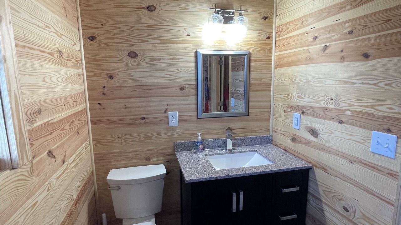 Photo of Bathroom in Groveoak