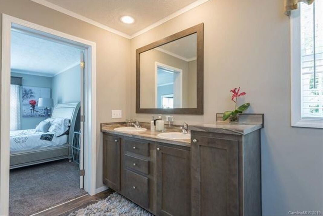 Photo of Bedroom in Candler