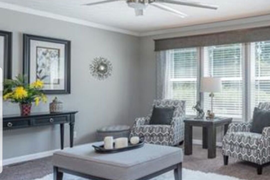 Photo of Livingroom in Candler