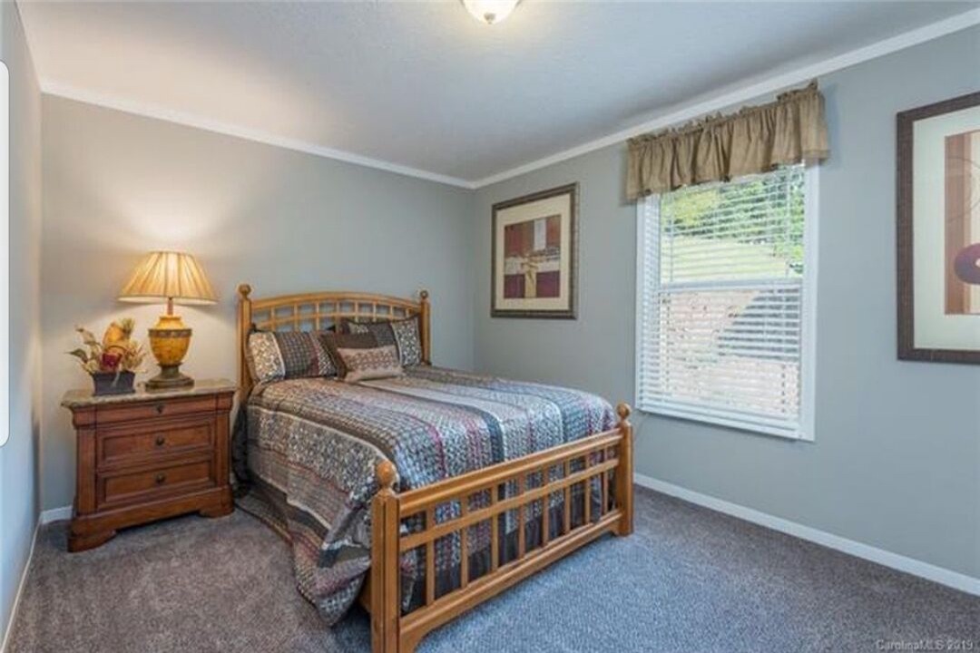 Photo of Bedroom in Candler