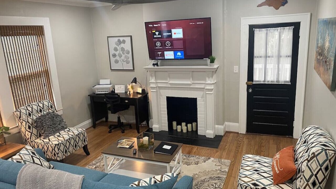 Photo of Livingroom in Winston - Salem
