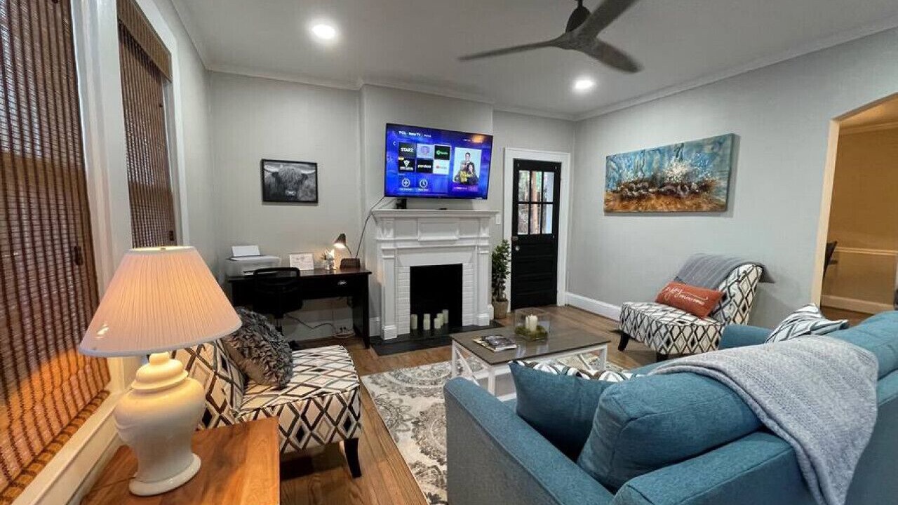 Photo of Livingroom in Winston - Salem