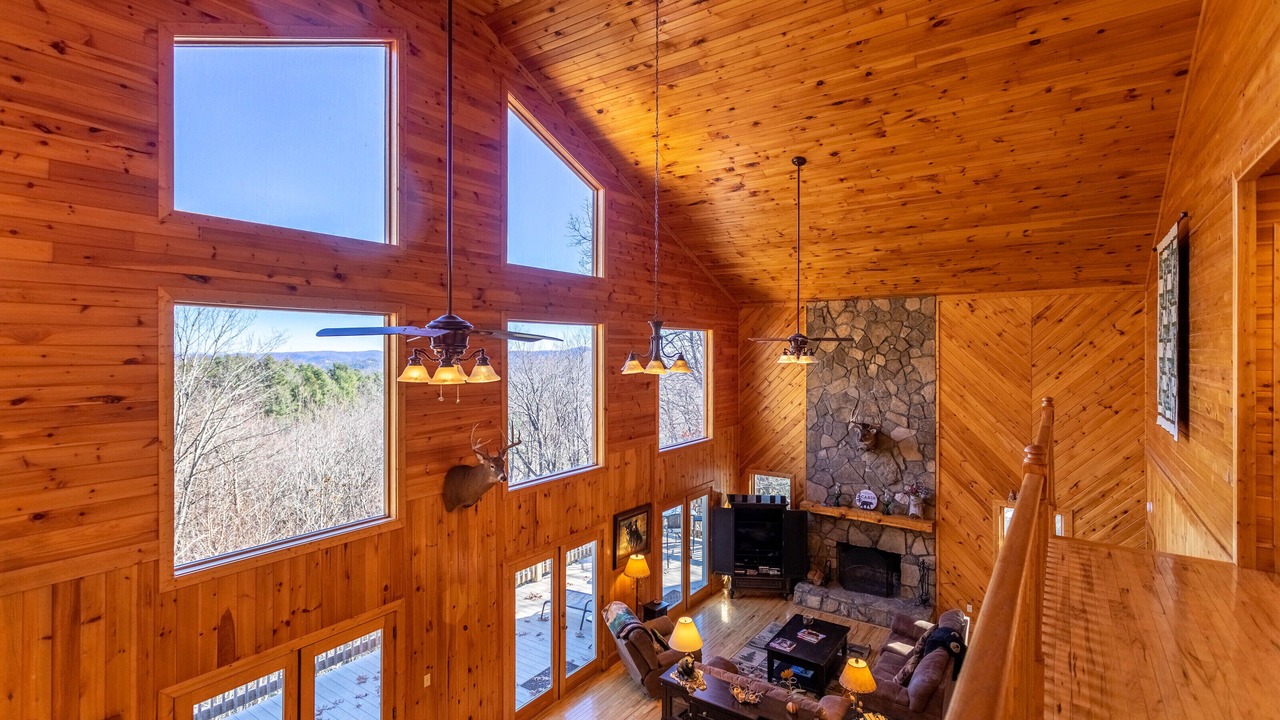 Photo of Livingroom in Apple Ridge