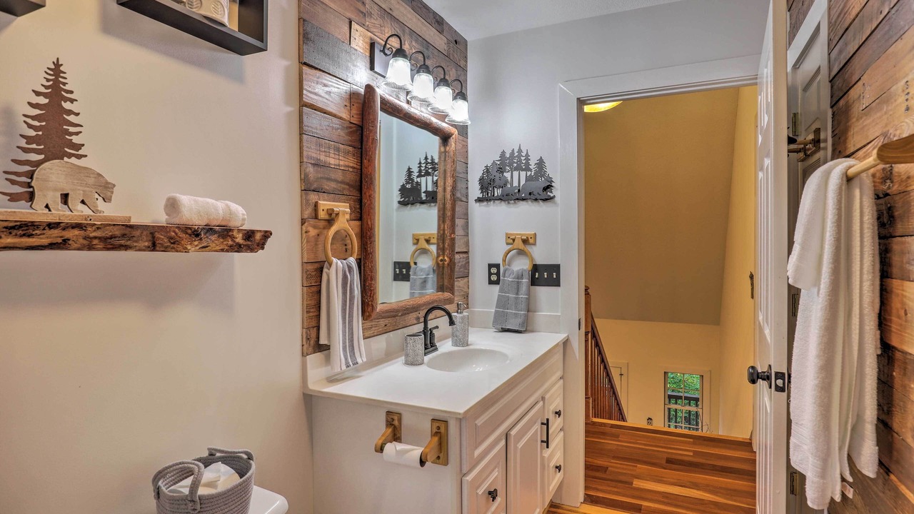 Photo of Bathroom in Gerton