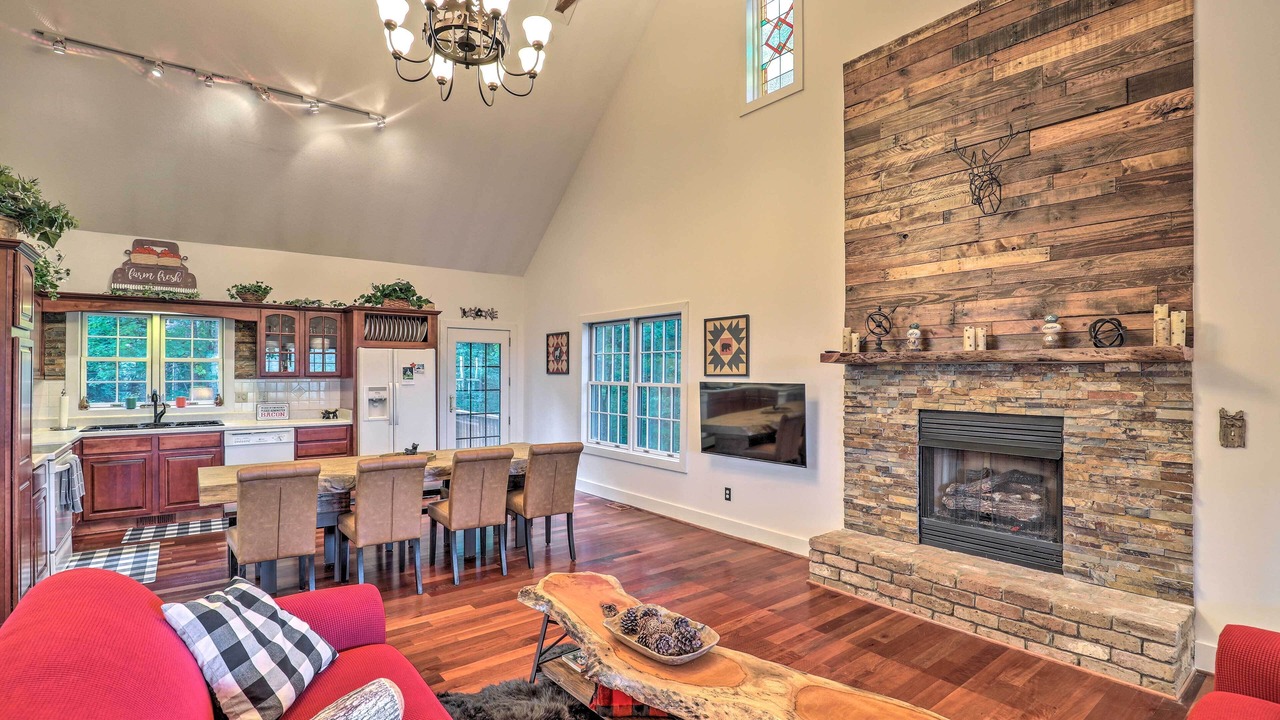 Photo of Livingroom in Gerton