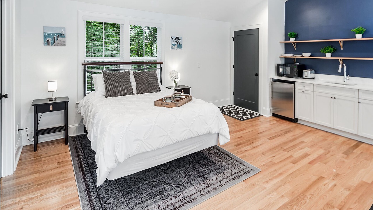Photo of Bedroom in Villa Heights