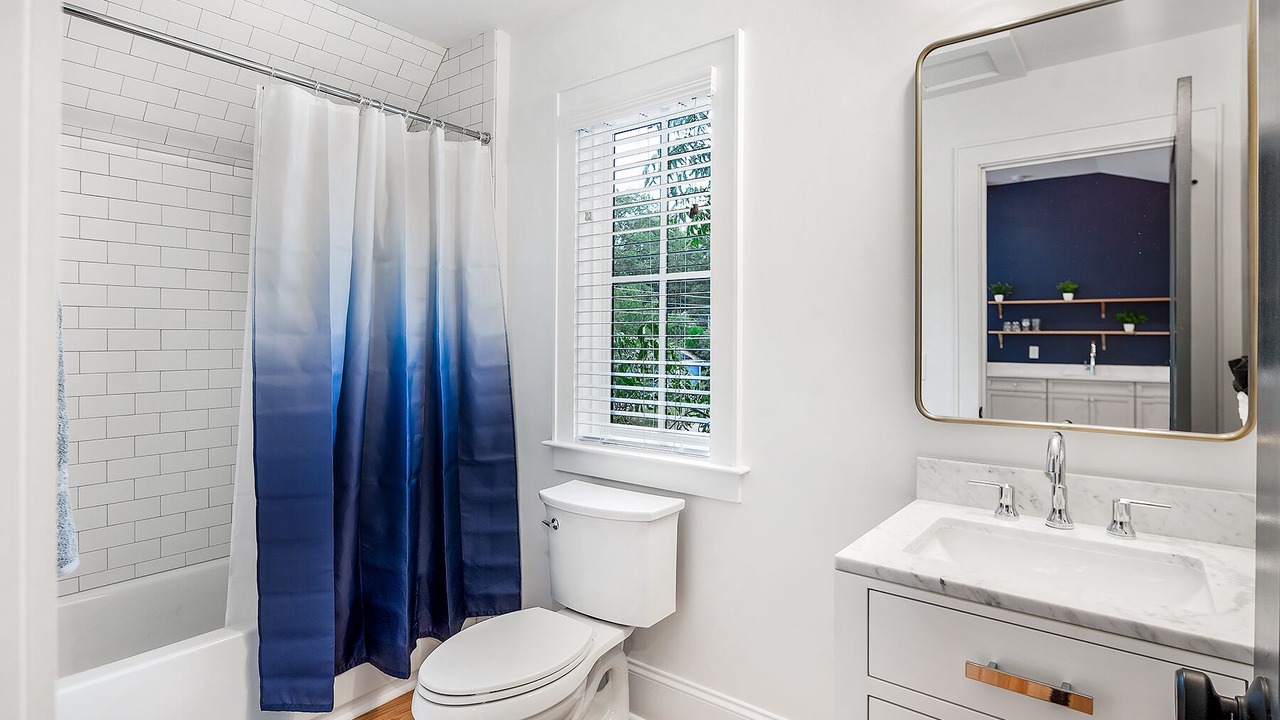 Photo of Bathroom in Villa Heights