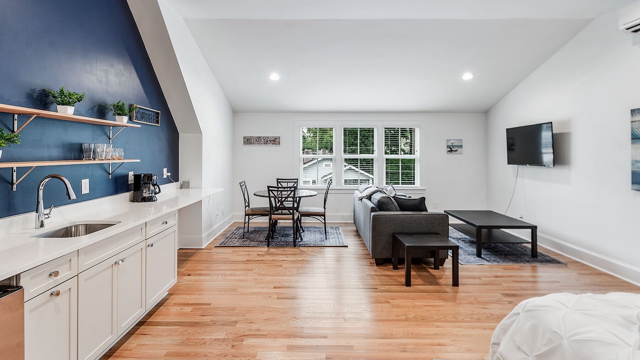 Photo of Livingroom in Villa Heights