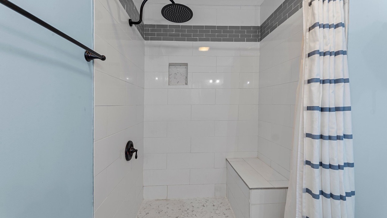 Photo of Bathroom in Oriental
