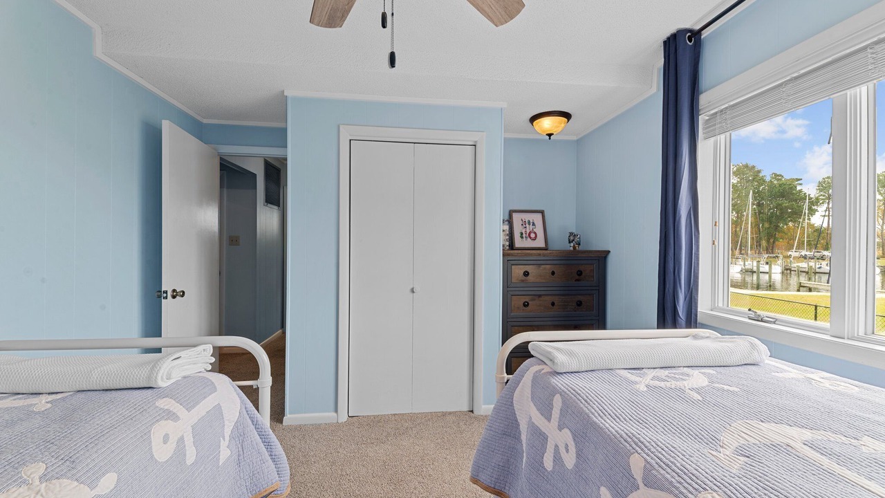 Photo of Bedroom in Oriental