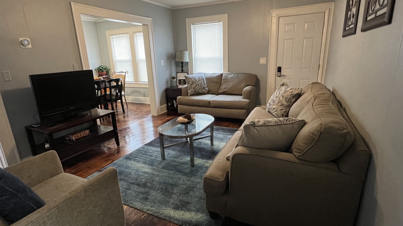 Photo of Livingroom in Burlington