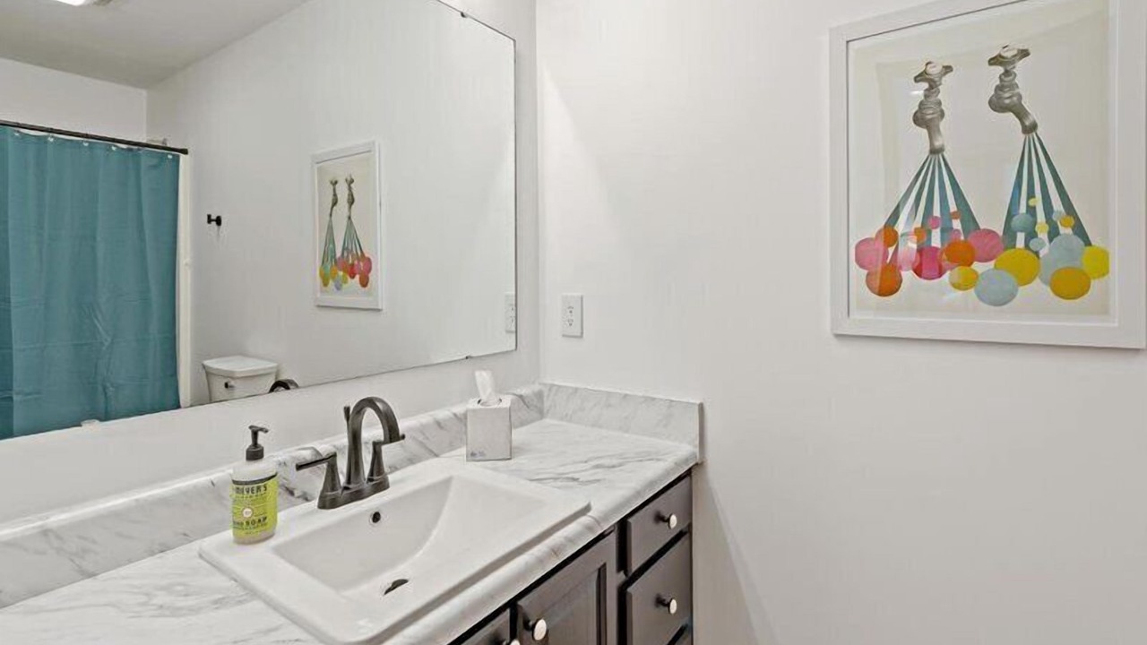 Photo of Bathroom in Frank