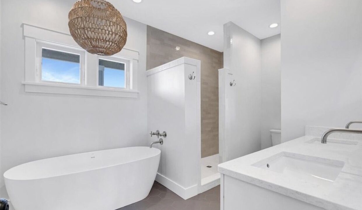 Photo of Bathroom in Kitty Hawk