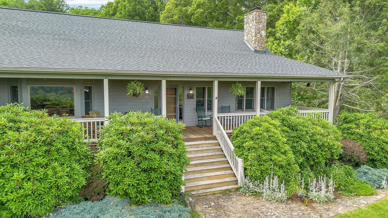 Photo of Outdoor in Grassy Creek