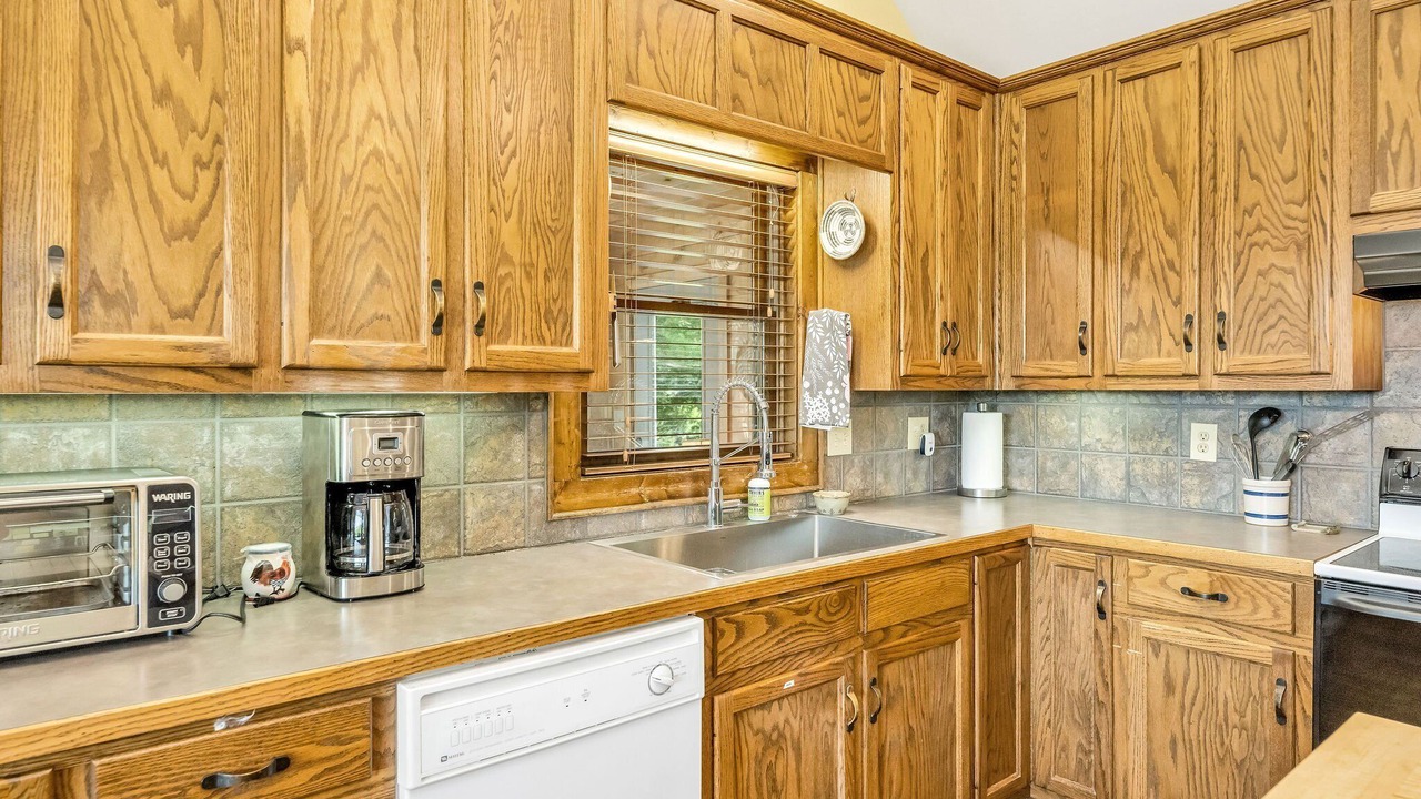 Photo of Kitchen in Grassy Creek