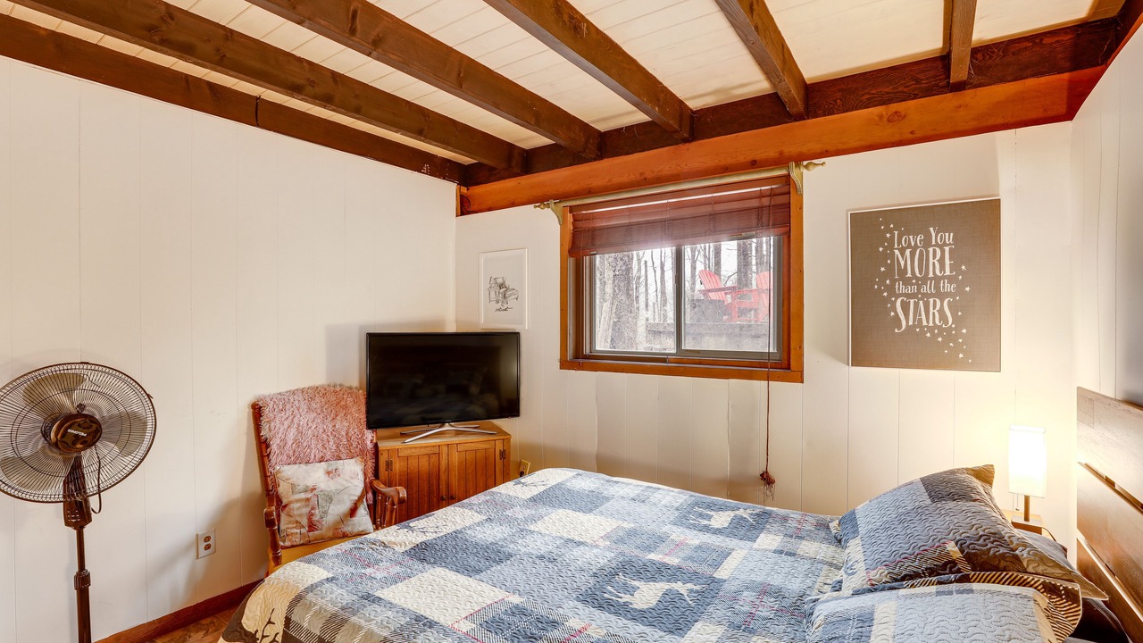 Photo of Bedroom in Charter Hills