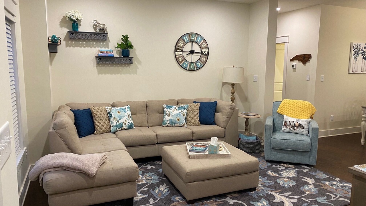 Photo of Livingroom in Hendersonville