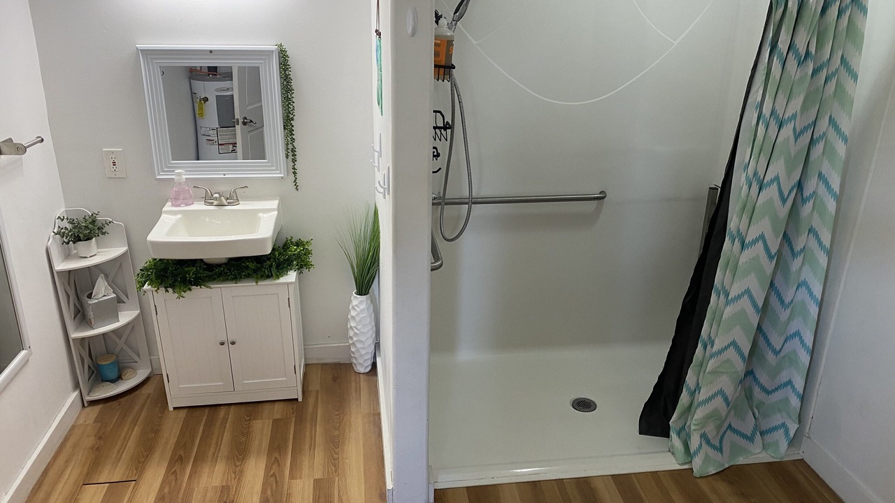 Photo of Bathroom in Rodanthe