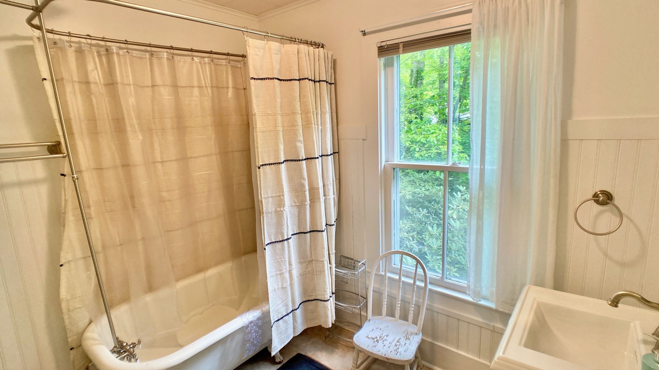 Photo of Bathroom in Montreat