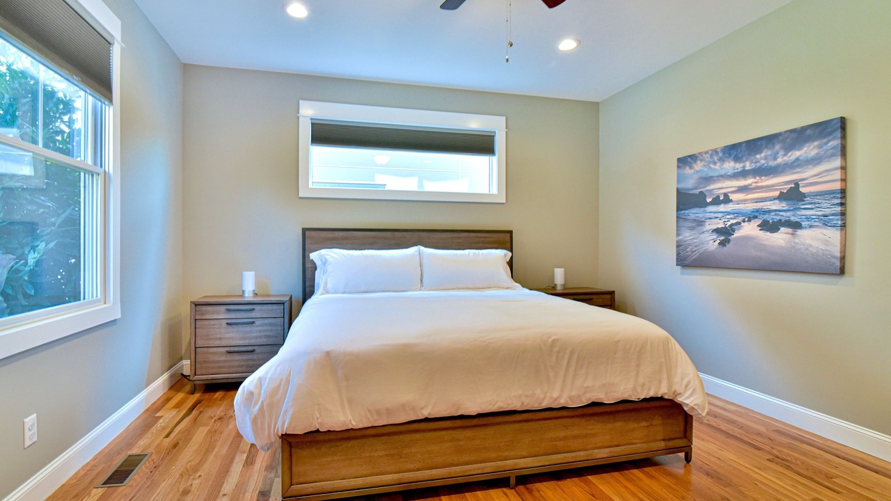 Photo of Bedroom in Woodfin