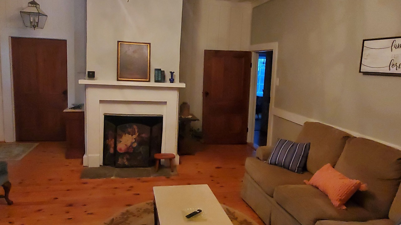 Photo of Livingroom in Waxhaw