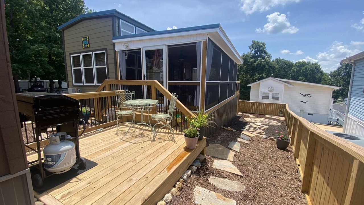 Photo of Outdoor in New London