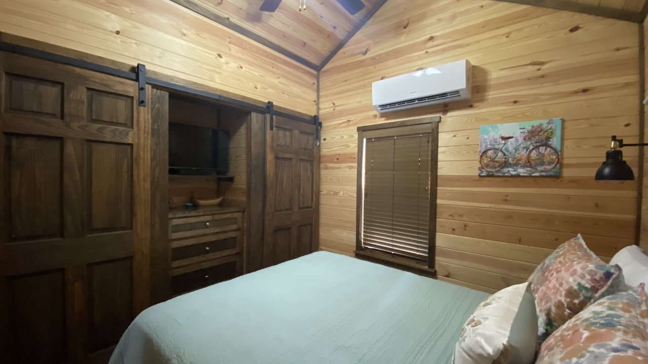 Photo of Bedroom in New London