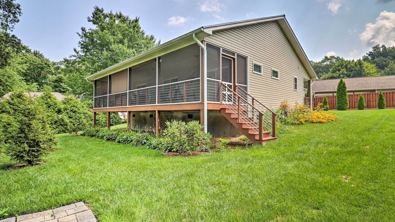 Photo of Outdoor in Waynesville