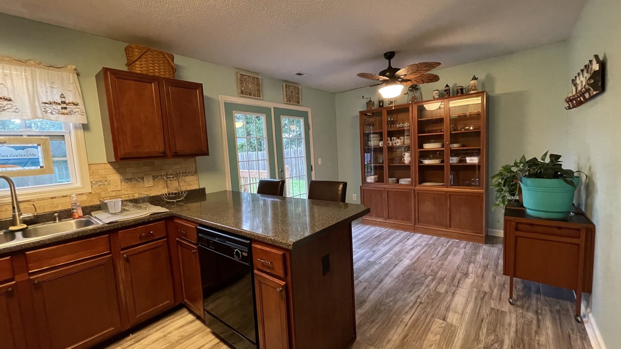 Photo of Kitchen in Piney Green